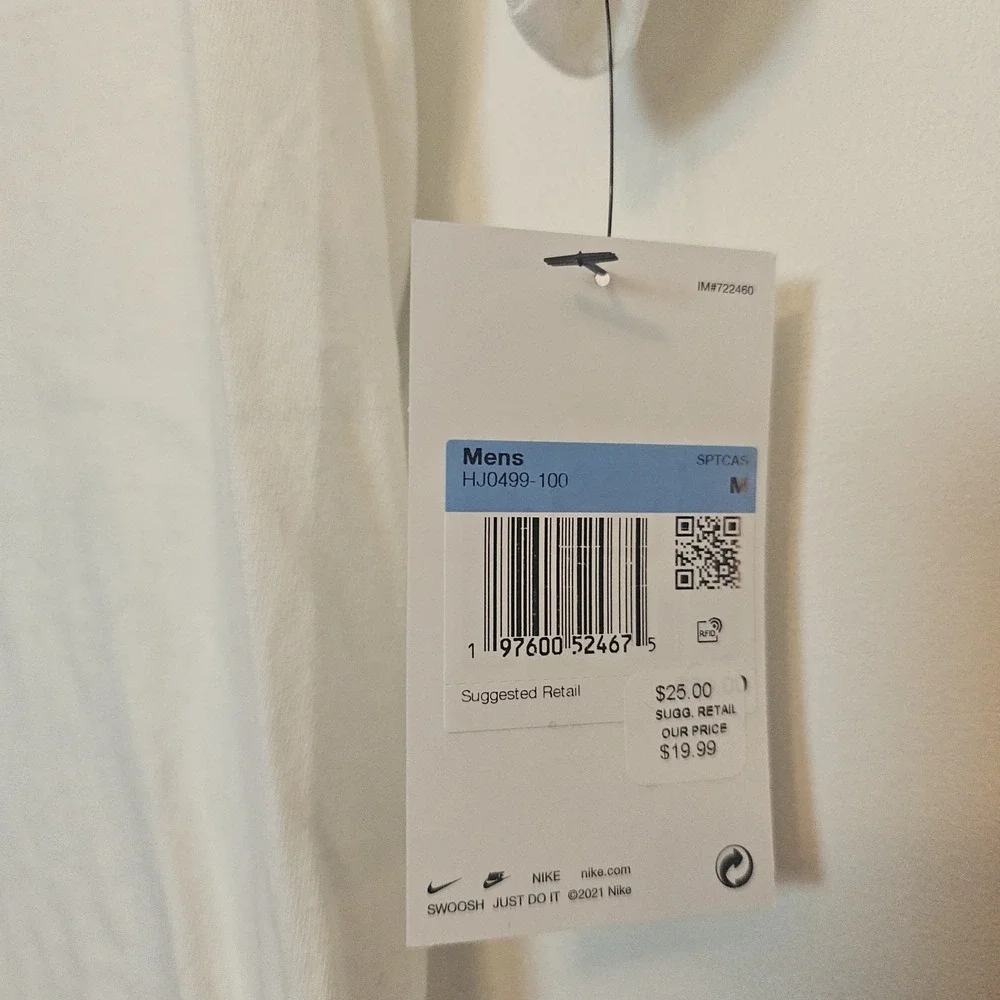 Nike new tags